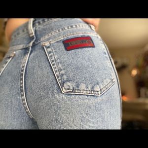 Vintage high waisted jeans
